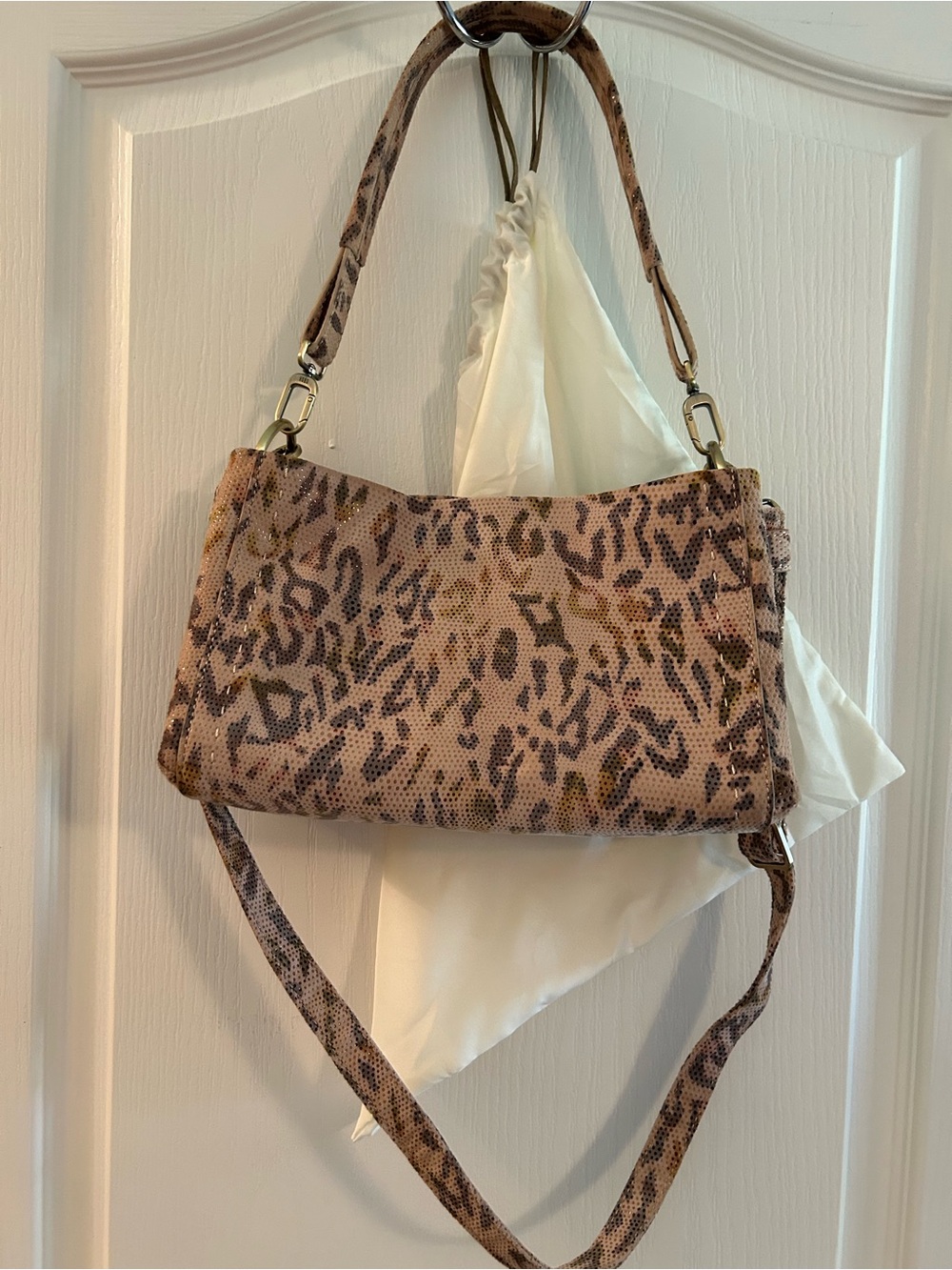 HOBO Seneca Shoulder Bag in Summertime Safari